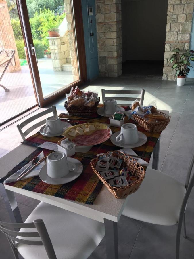 B&B A Casa Di Zia Luisa Venticano Buitenkant foto